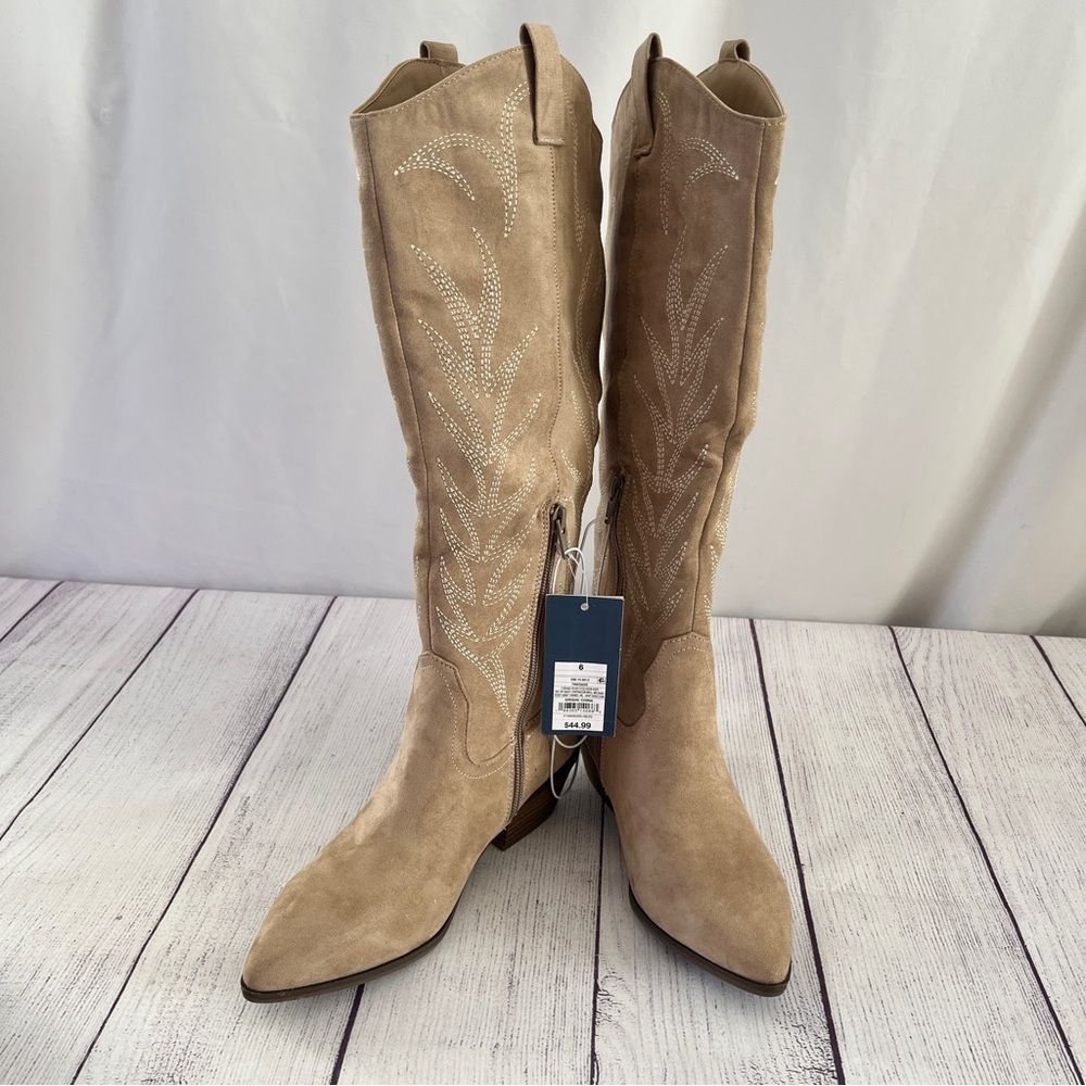 Universal Thread Sadie Boots in Tan Size 6 - Picture 6 of 8